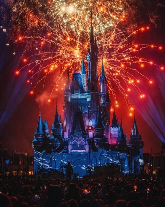 *Au Bord Du Canal*Entre Paris Et Disneyland แชลเลส์ ภายนอก รูปภาพ